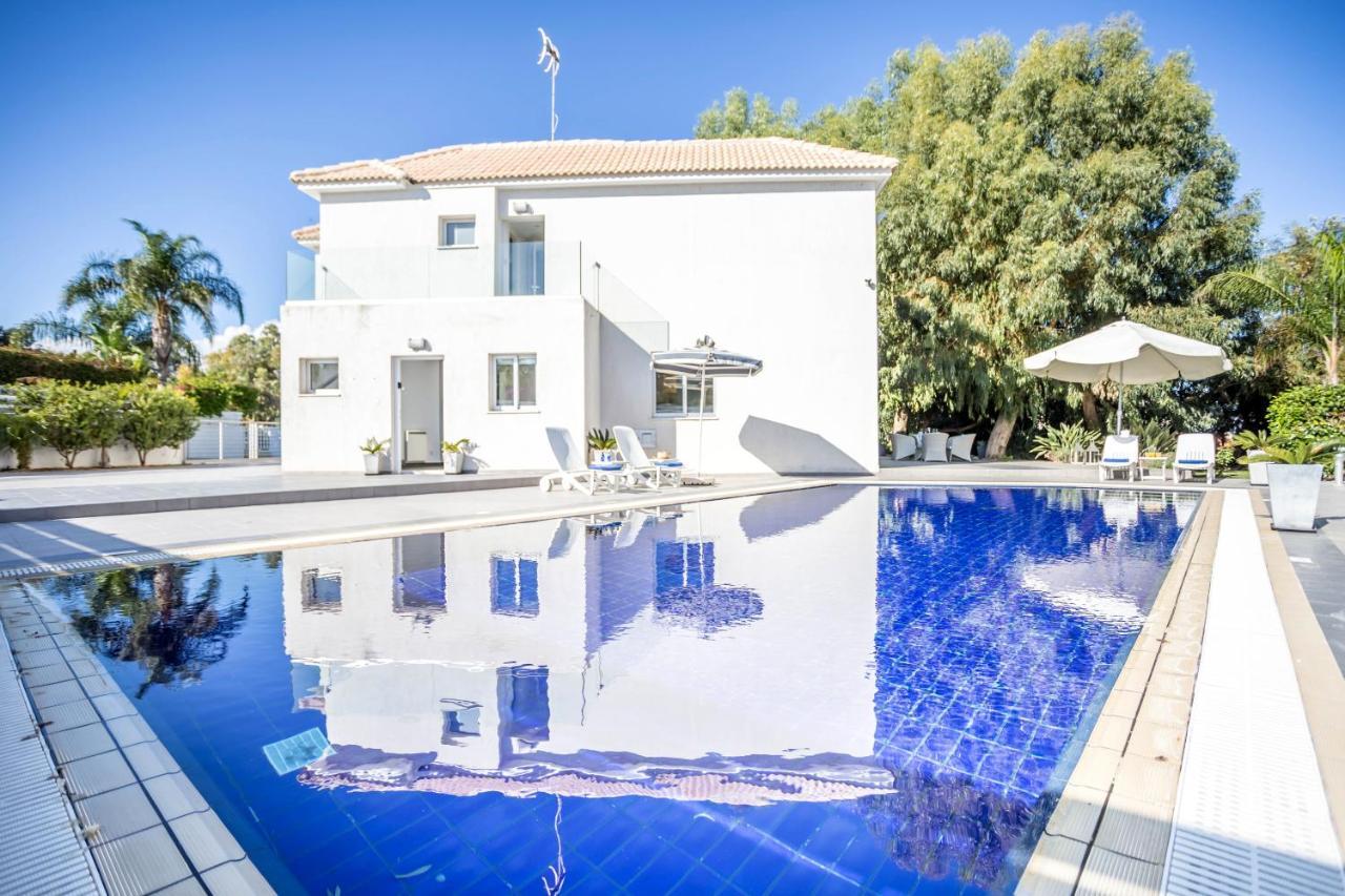 Villa Hibiscus Protaras Exterior photo