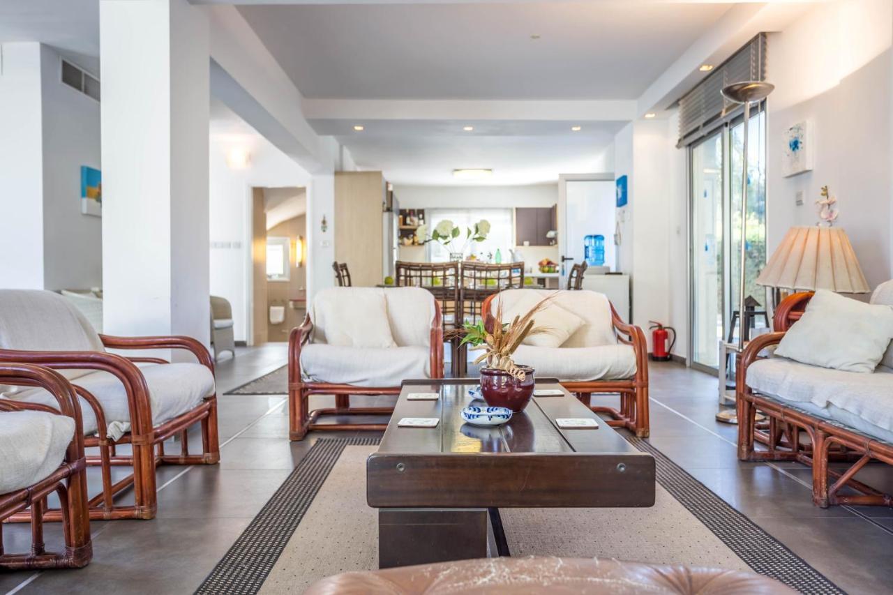 Villa Hibiscus Protaras Exterior photo