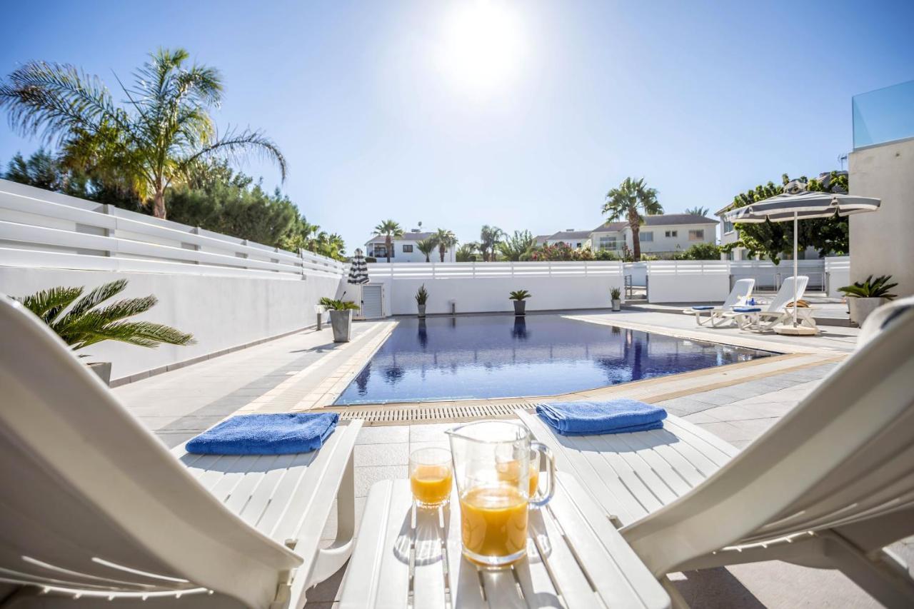 Villa Hibiscus Protaras Exterior photo