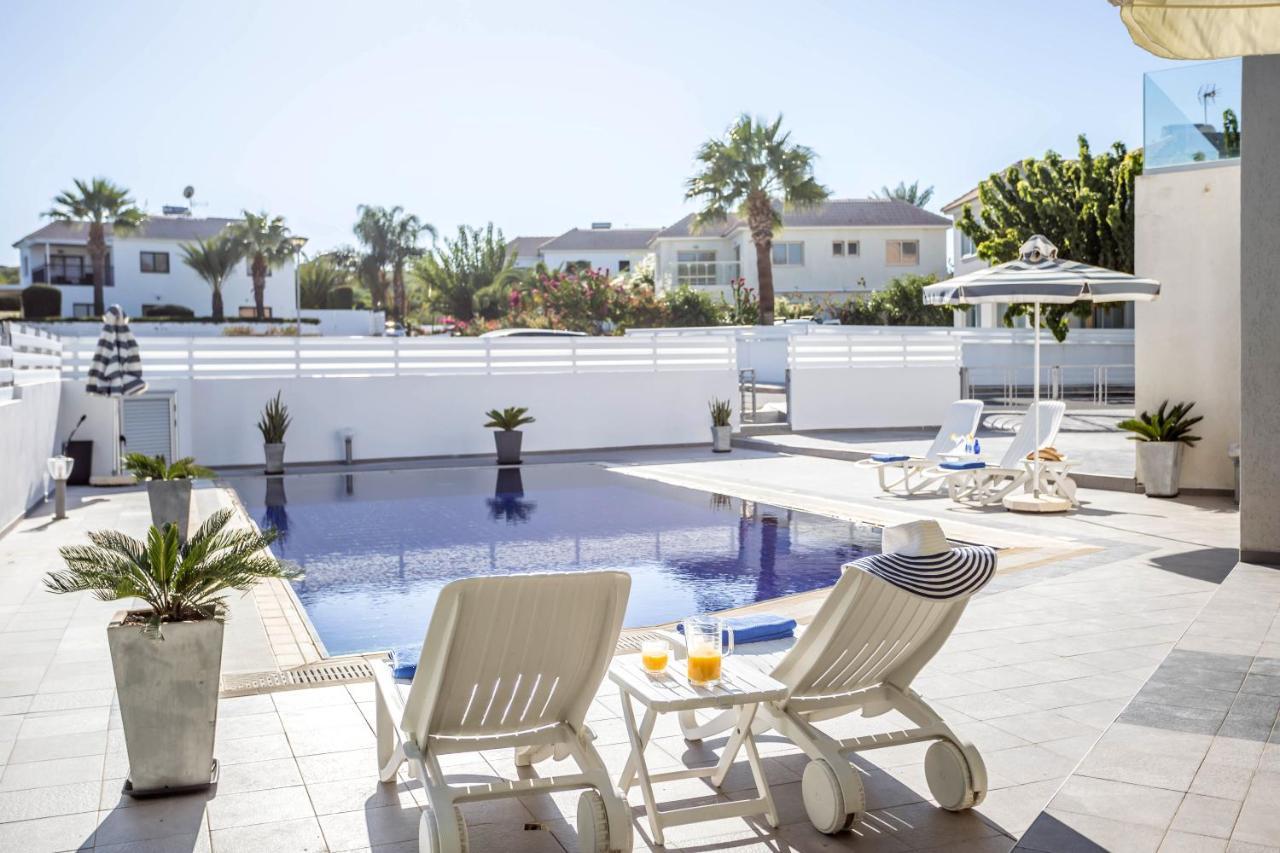 Villa Hibiscus Protaras Exterior photo
